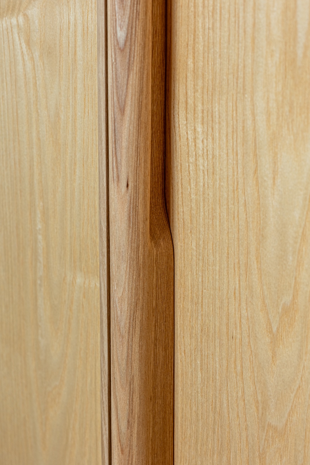 wooden handle fitted wardrobes