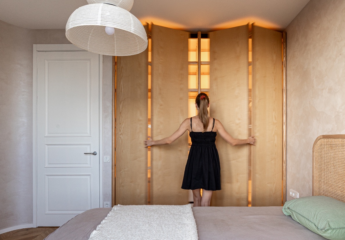 custom made solid wood wardrobes London
