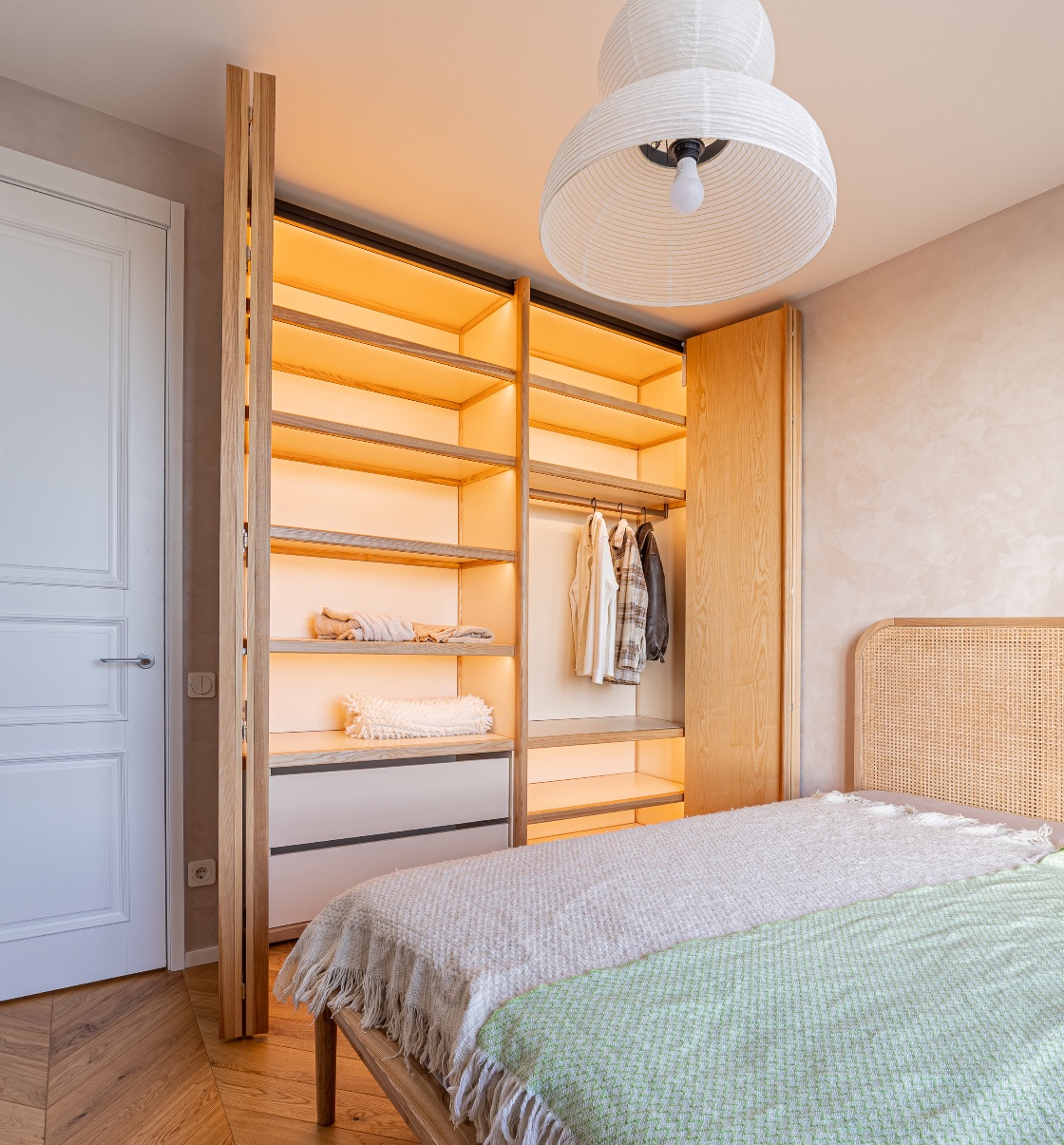 tailor made solid timber fitted wardrobes