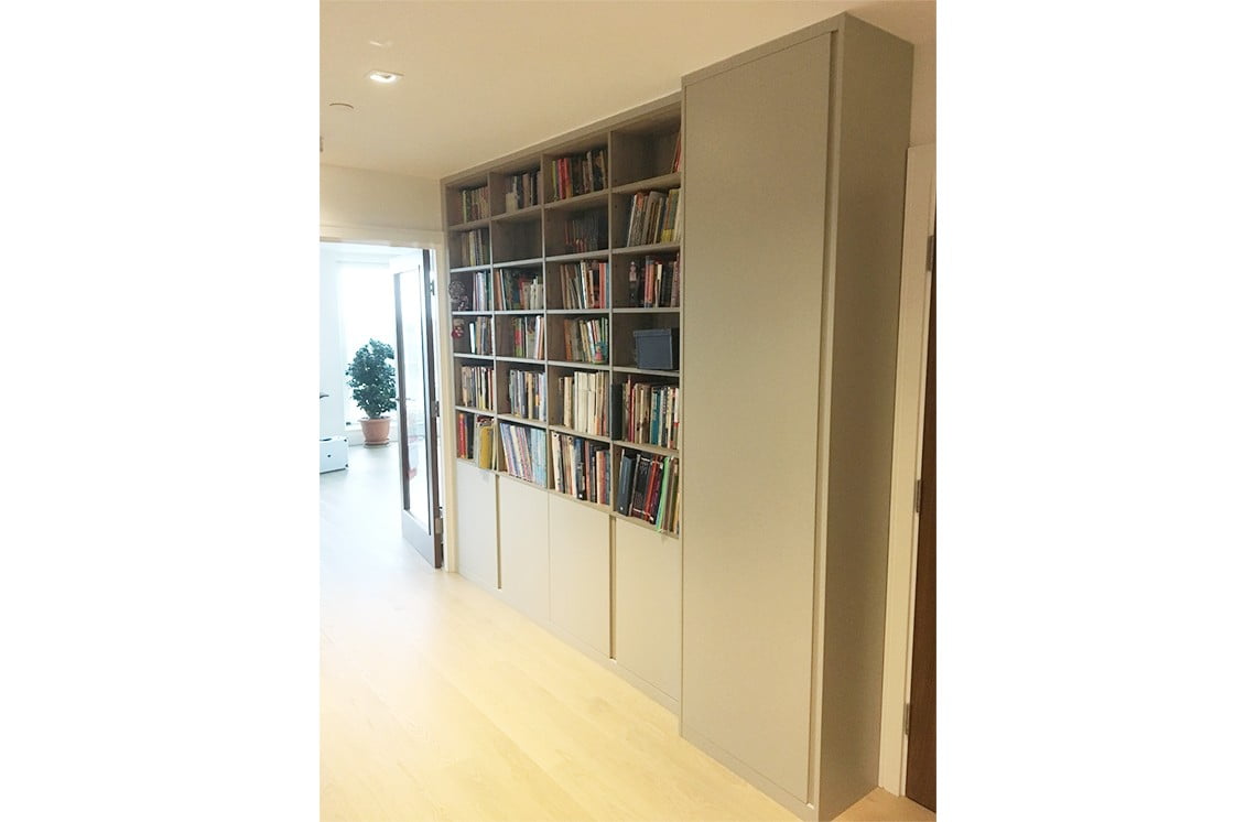Easy and Cheap Tips on How to Make Builtin Bookshelves at Home