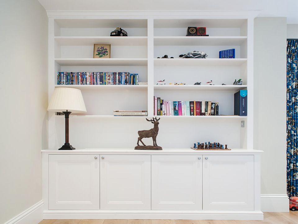 Fitted bookshelves deals