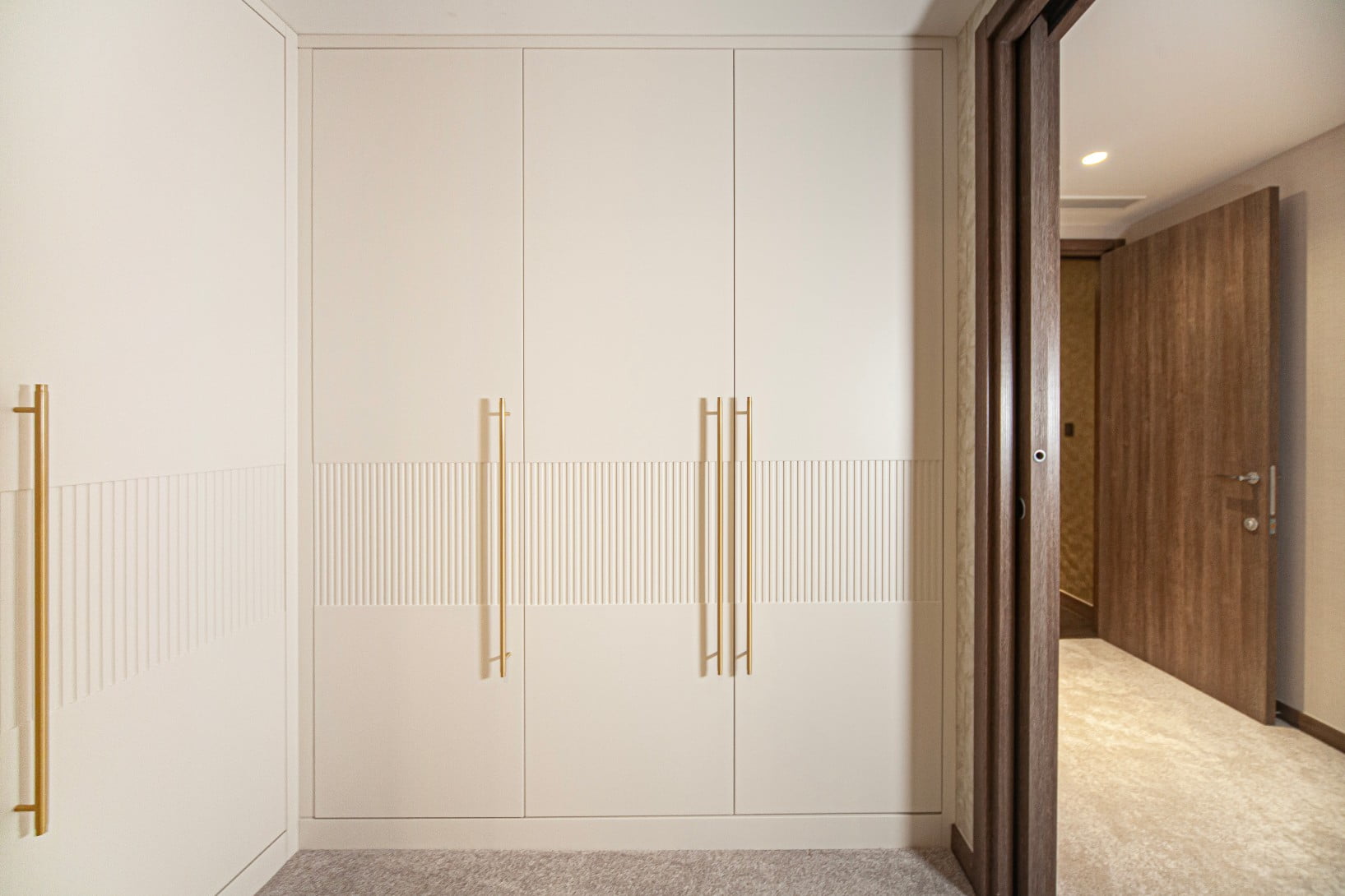 ribbed doors MDF, fitted wardrobes in London