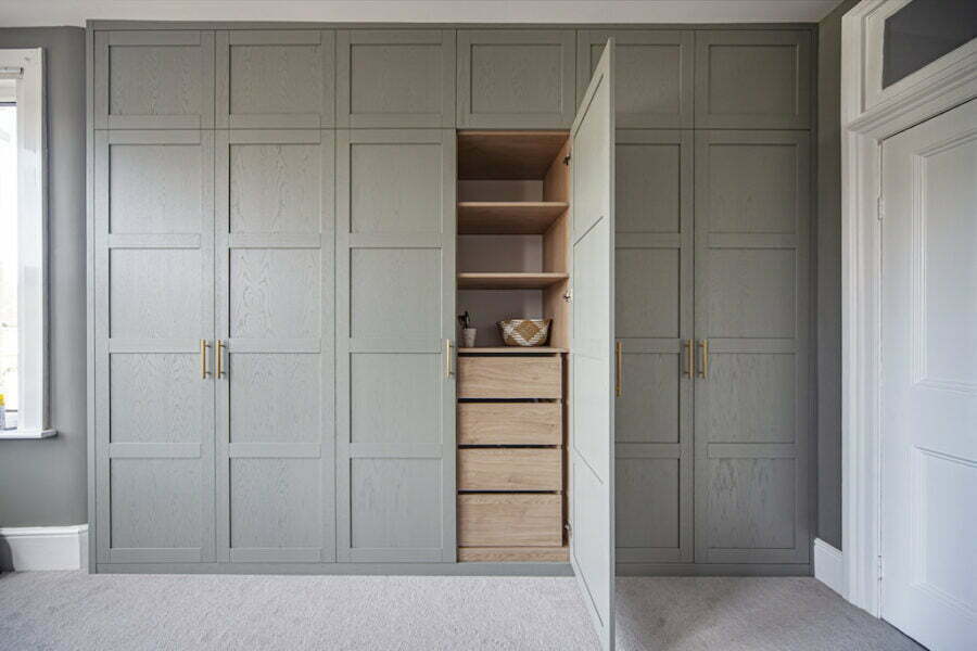 Bespoke wardrobes floor to ceiling, fitted wardrobes designs London