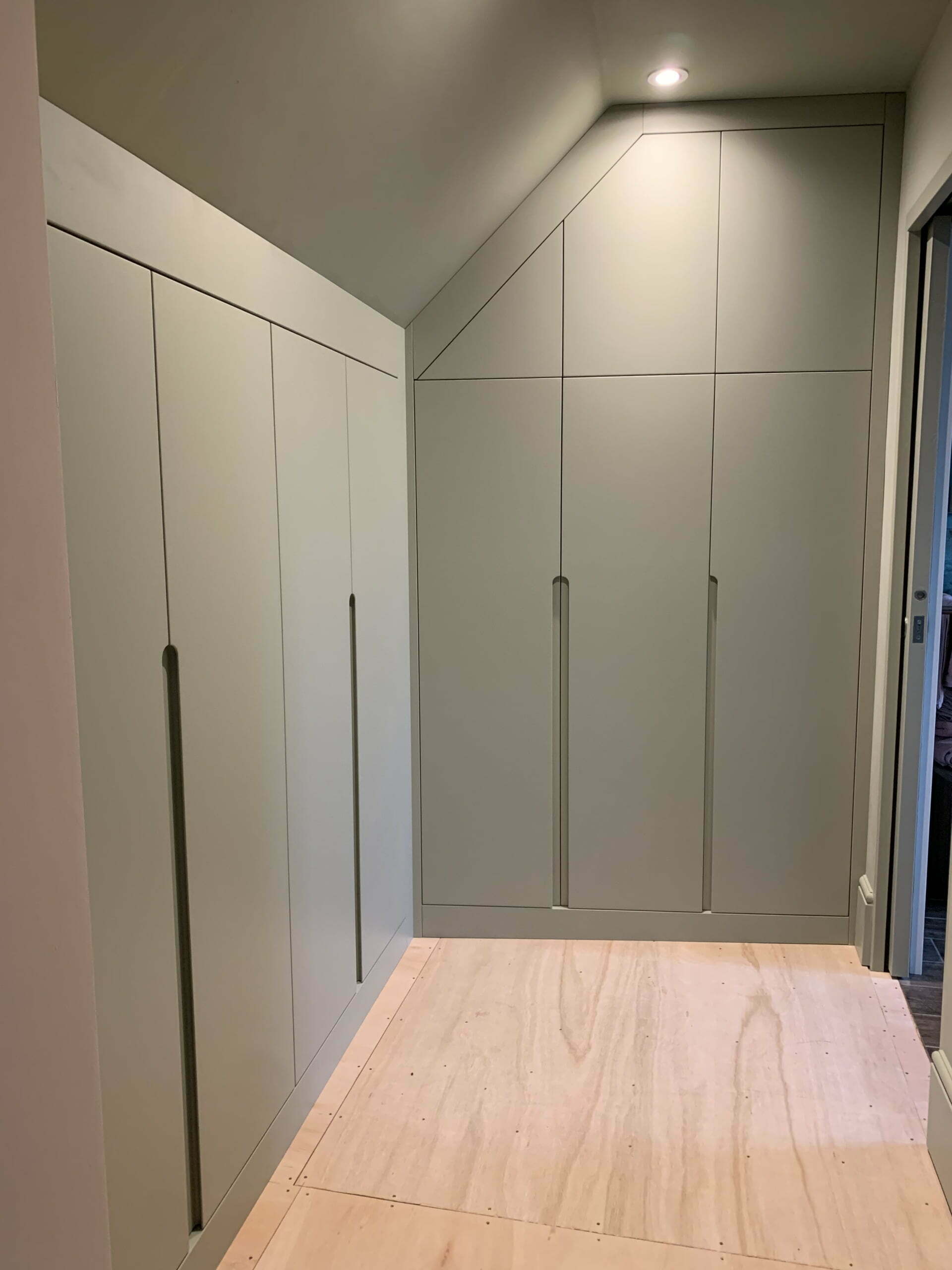 contemporary fitted wardrobes London